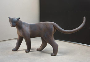 Gwynn Murrill / 
      Standing Panther, 2011 / 
      bronze / 
      47 x 84 x 44 in (119.4 x 213.4 x 111.8 cm)