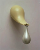 Pato Babão (Slobbering Duck), 2003 / 
lacquered wood and stainless steel / 
17 x 6 x 10 in (43.2 x 15.2 x 25.4 cm)