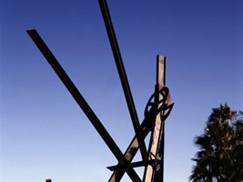 Mark di Suvero: Declaration, 1999 - 2001