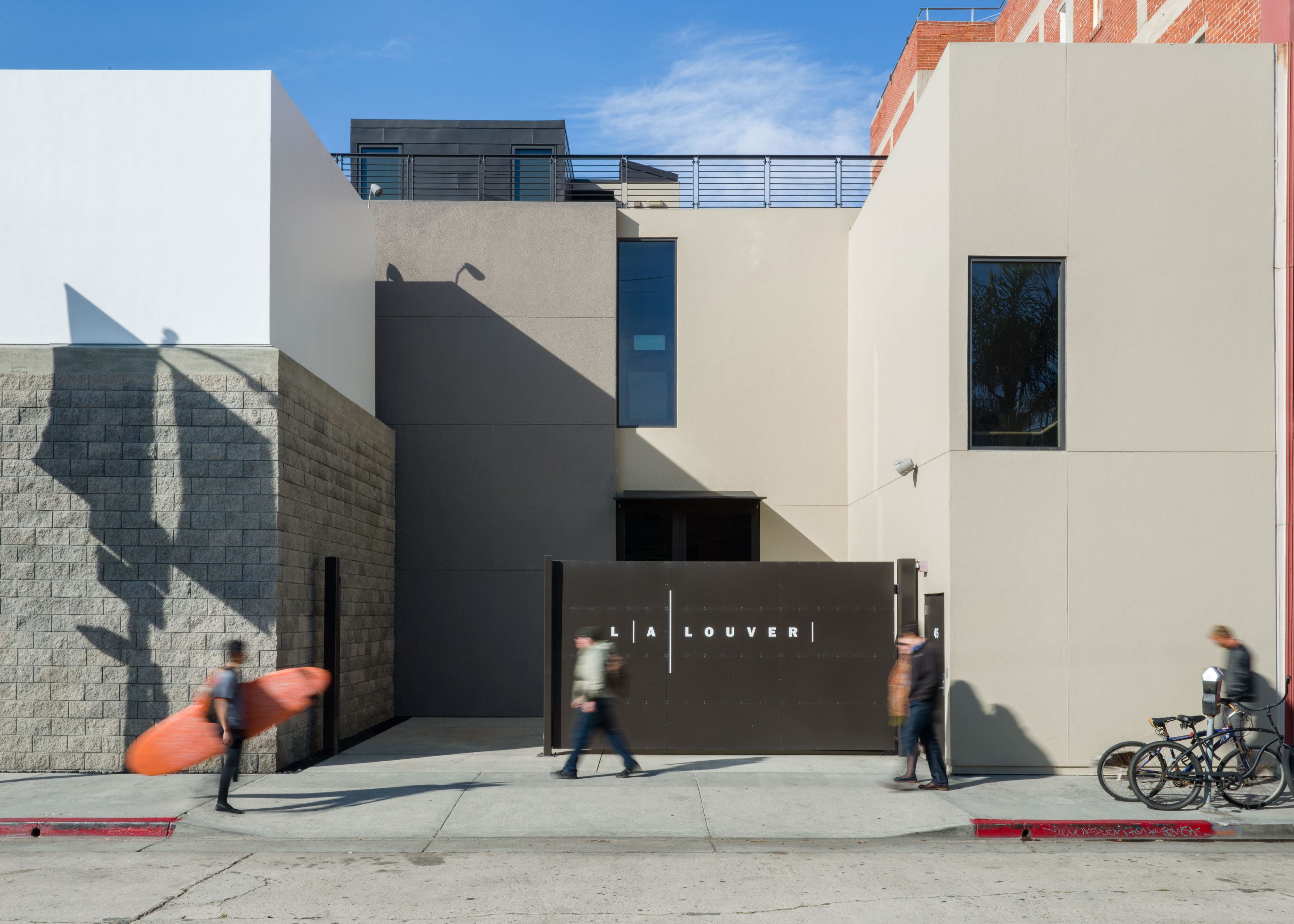 LA Louver gallery facade