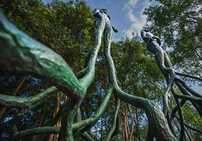 Alison Saar / 
Tree Souls, 1994-2024 / 
bronze / 
192 x 252 x 108 in. (487.7 x 640.1 x 274.3 cm) / 
Installed at Freedom Monument Sculpture Park, Montgomery, AL, 2024 / 
Collection Equal Justice Initiative (EJI) / 
Images courtesy of EJI