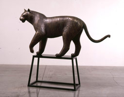 Tiger 3, 2003 / 
bronze / 
48 x 91 x 23 in (122 x 230 x 58 cm)