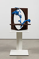 Mark di Suvero / 
Blue Flame, 1998-2011 / 
raw and painted steel, three elements / 
29 x 27 1/2 x 21 in. (73.7 x 70 x 53.3 cm)
