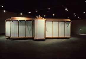 floatinghouseDEADMAN / installation photography, 1987