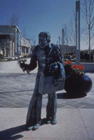 Terry Allen / 
Shaking Man, 1993 / 
Yerba Buena Center, San Francisco, CA