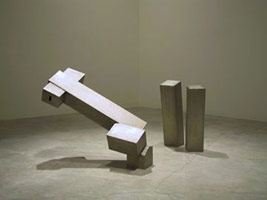 Installation photography / 
Joel Shapiro, Recent Sculpture / 
16 January - 21 February 2004