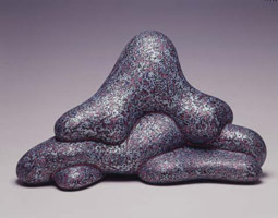 Dodo, 2004 / 
acrylic on fired ceramic / 
8 1/2 H x 14 x 9 in (21.6 x 36.2 x 22.9 cm) / 
Private collection
