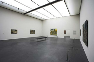 Installation photography, Leon Kossoff: Selected Paintings 1956 - 2000 / Museum of Art Lucerne, 30 April – 24 July 2005 