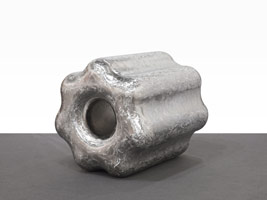 Richard Deacon / 
Strange Custom, 2012 / 
stainless steel / 
34 5/8 x 34 4/8 x 41 3/4 in (88 x 88 x 106 cm) / 
Private collection