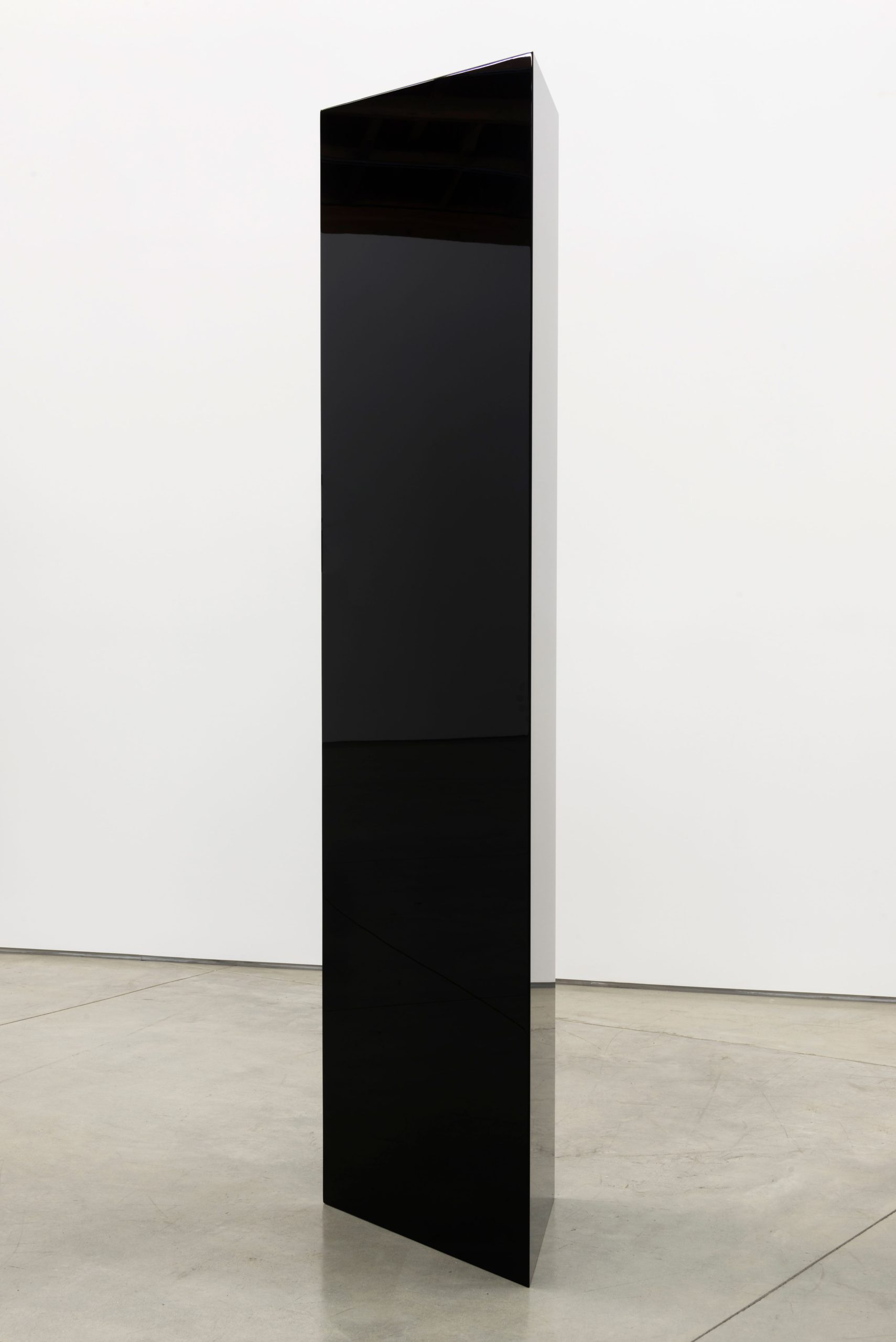 John McCracken, Neptune, 1988